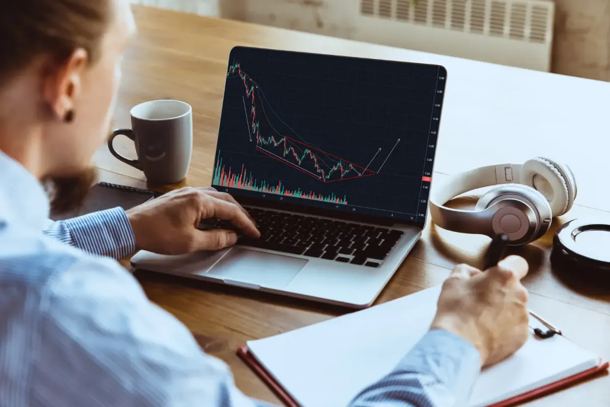 Market Corrections: Options Strategies for Savvy Traders
